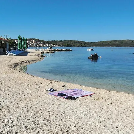 Apartman Amazing Apartment In Okrug Gornji *