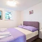Awesome Apartment In Okrug Gornji With Wifi Apartment Trogir